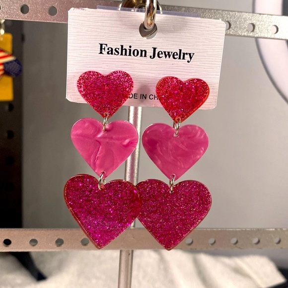 # 11 Heart Dangle Earrings Acrylic Cute Hot Pink Heart Shaped - Picture 3 of 4